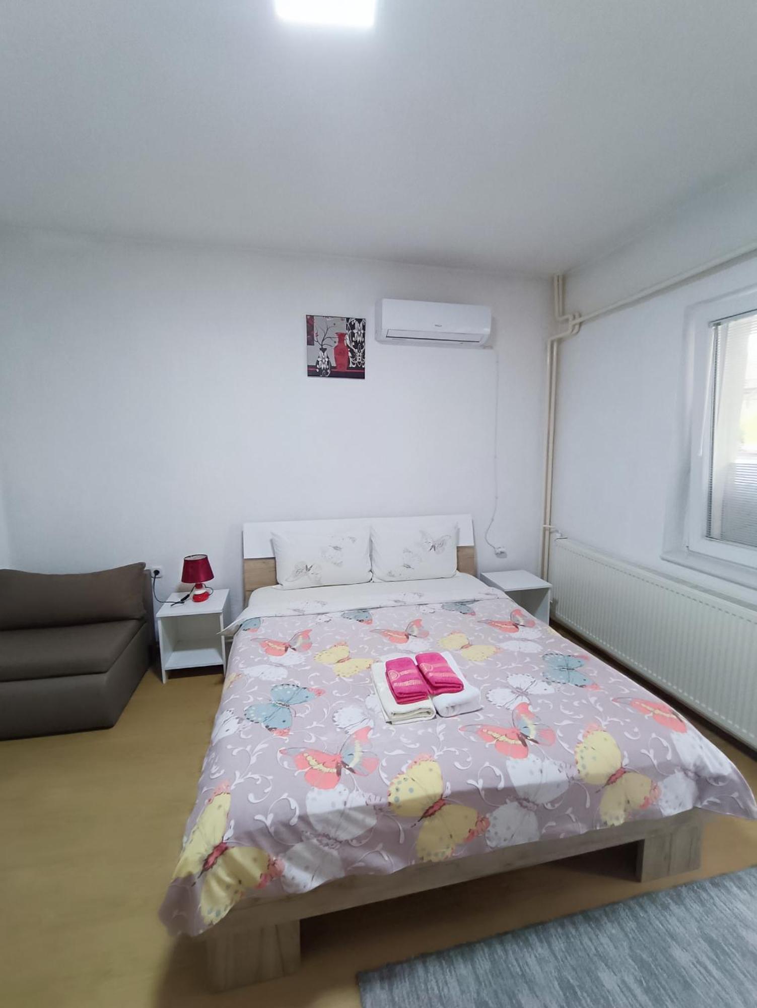 City Center Corner 프릴레프 외부 사진
