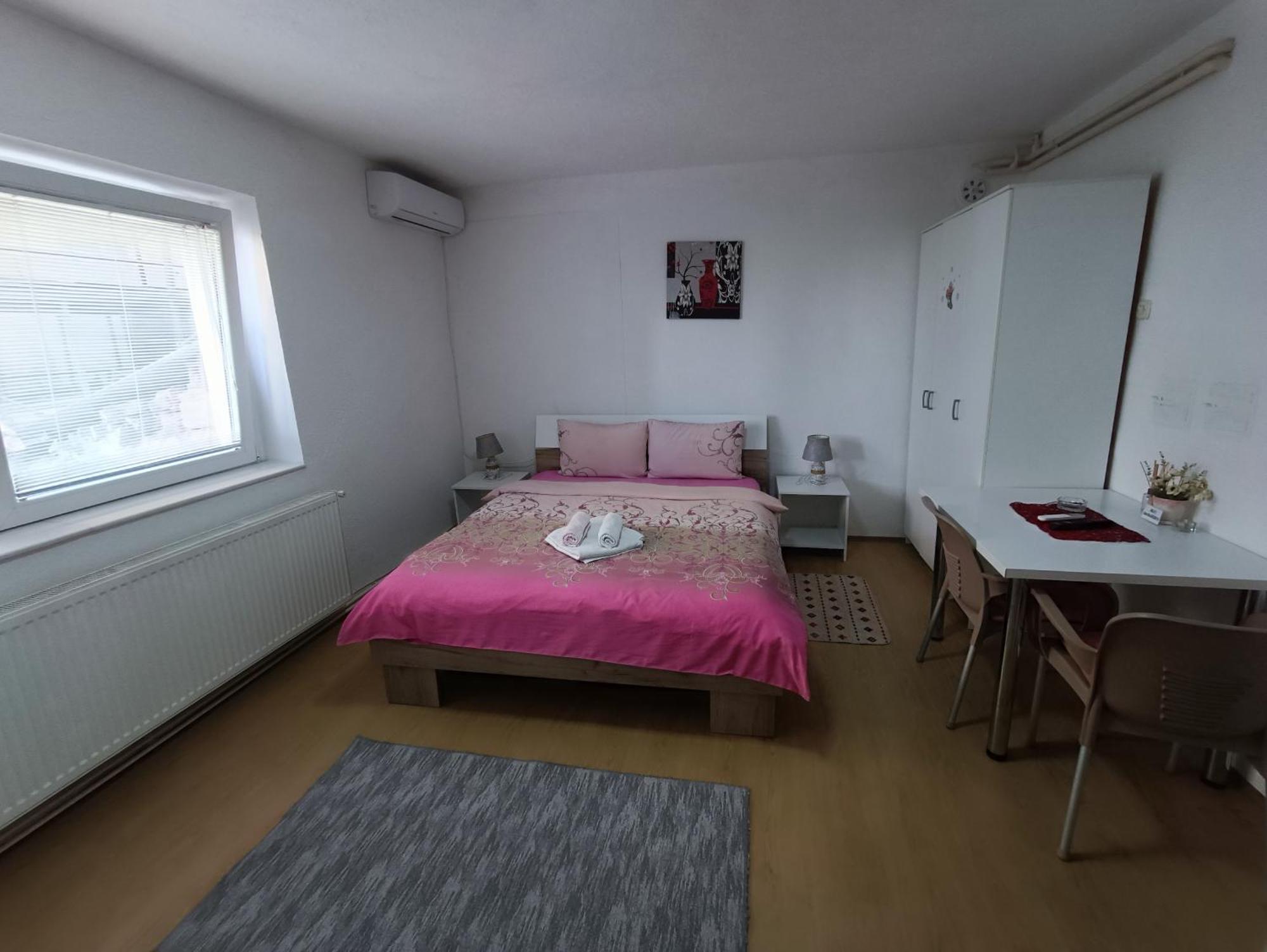 City Center Corner 프릴레프 외부 사진